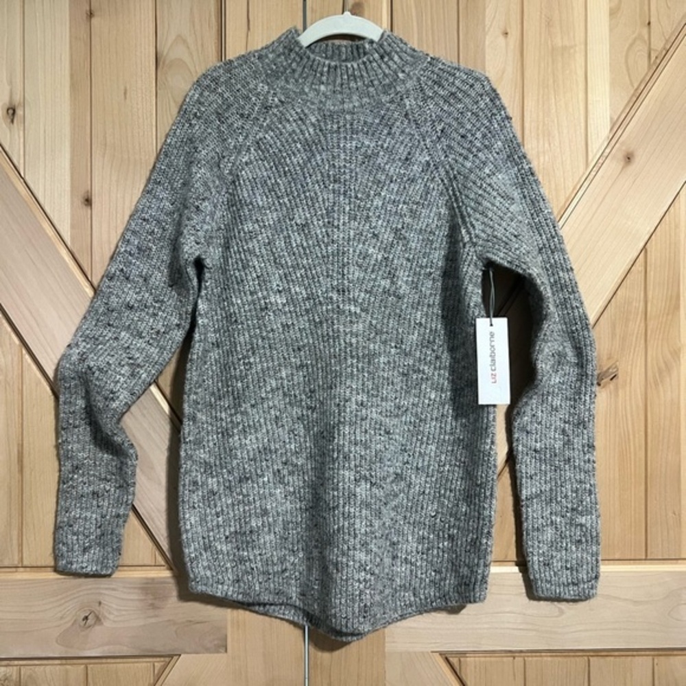 Liz Claiborne Sweater. M.